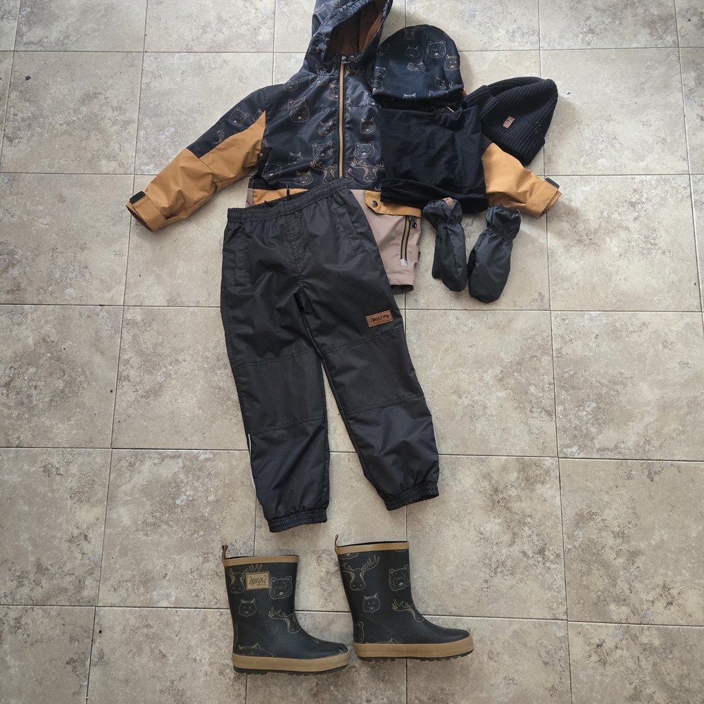 deux par deux Kids Mid-Season Jacket In Black and Orange Brown Size 6 And 13